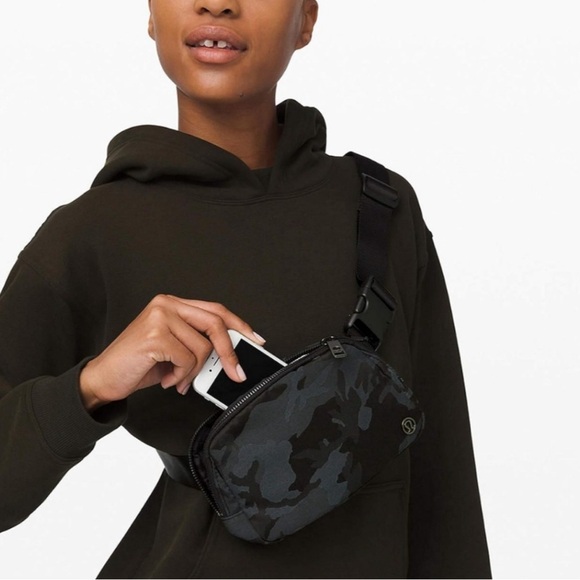 lululemon athletica Handbags - lululemon 1L Everywhere Belt Bag in Black Jacquard Camo Obsidian Fanny Pack